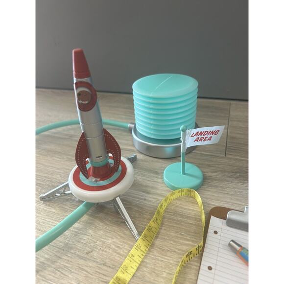 American Girl Maryellen Ready to Launch Rocket Set School Science - Picture 2 of 5